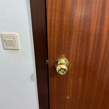 フィゲラスHabitacion Doble En Figueresアパートメント エクステリア 写真