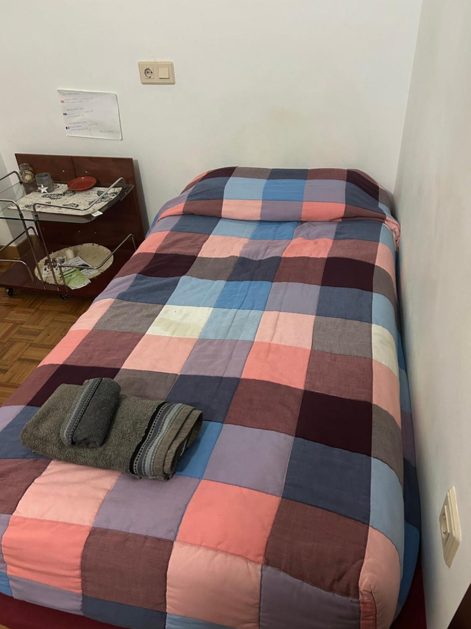 フィゲラスHabitacion Doble En Figueresアパートメント エクステリア 写真