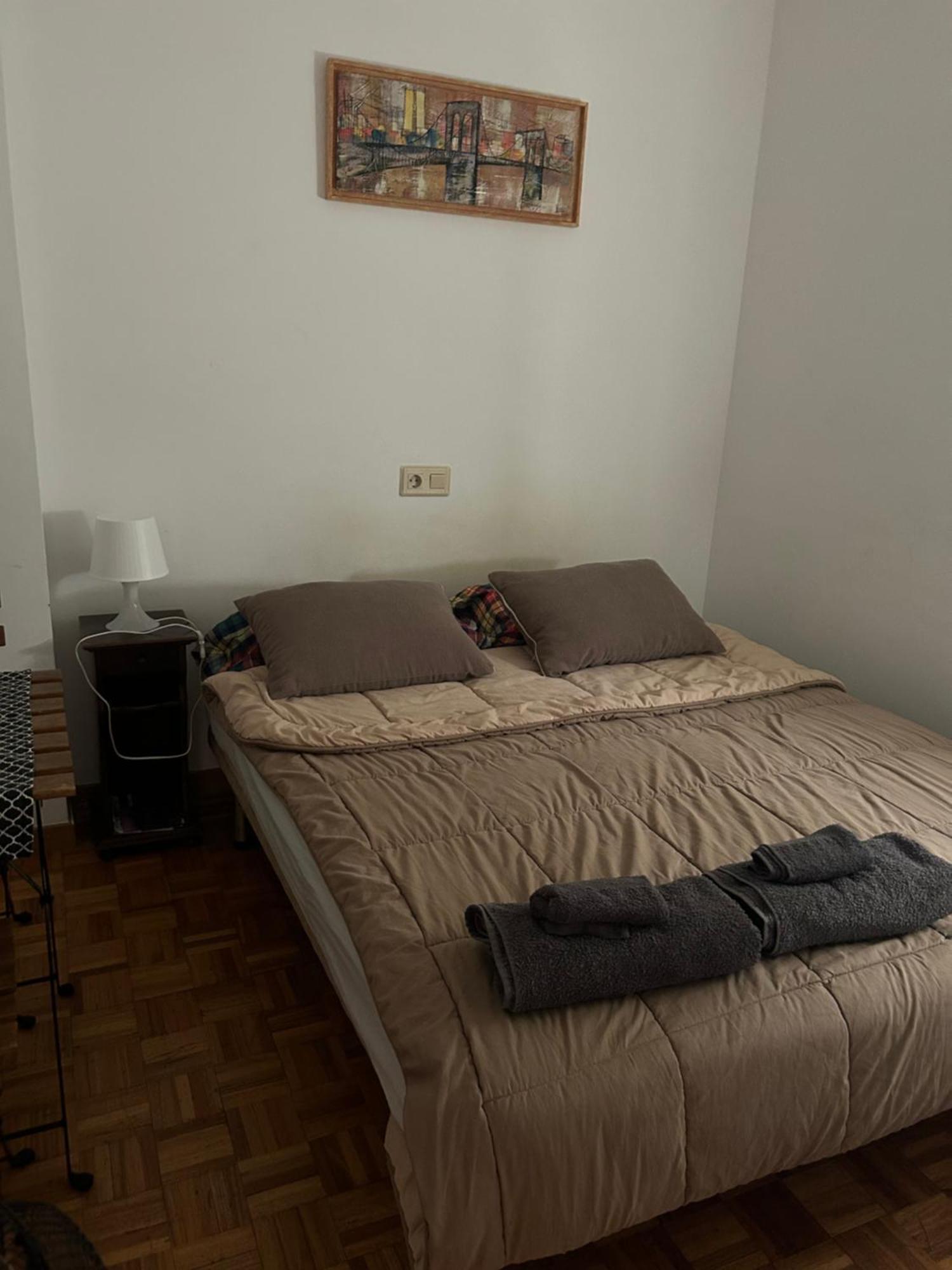 フィゲラスHabitacion Doble En Figueresアパートメント エクステリア 写真